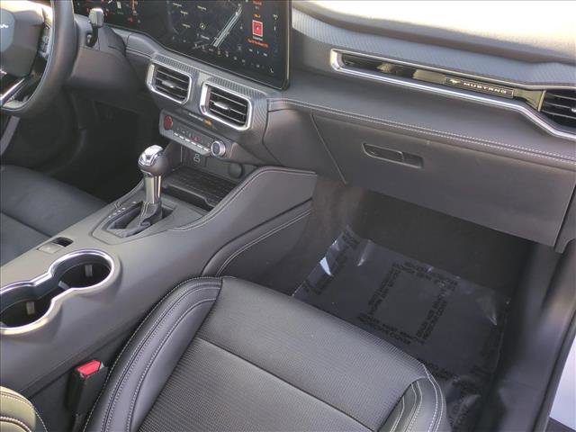 Used 2024 Ford Mustang Premium image 21