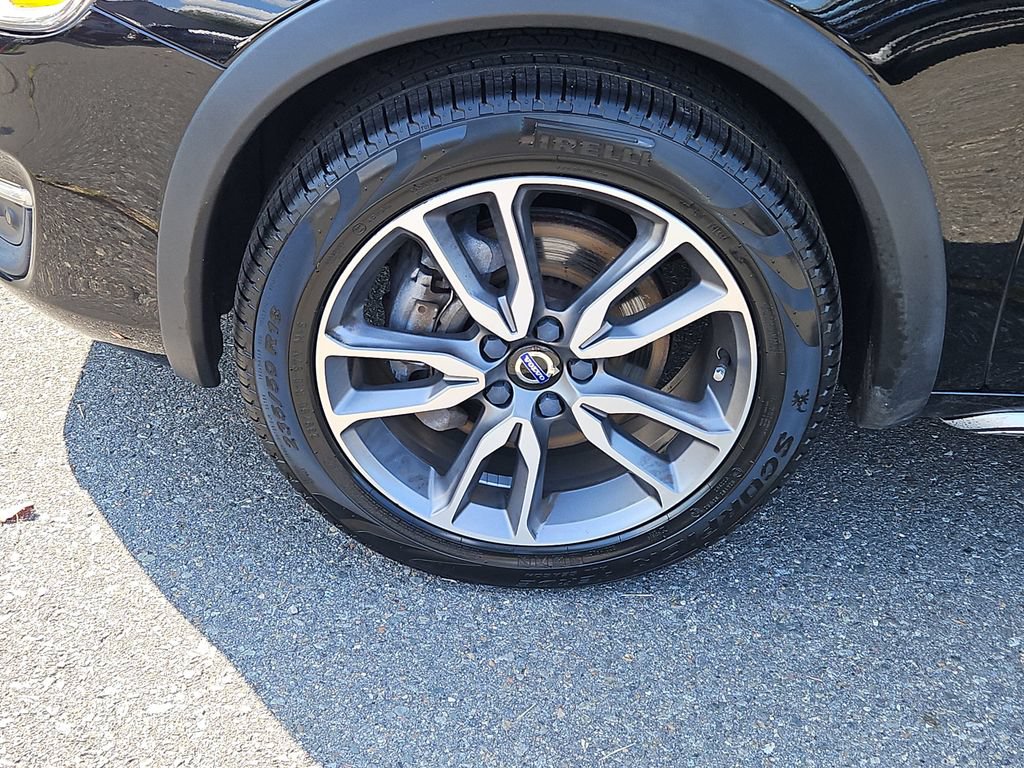 Used 2018 Volvo V60 T5 Cross Country w/ Convenience Package AWD/4WD image 7