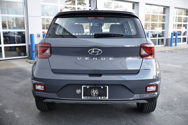 New 2026 Hyundai Venue SEL FWD image 4