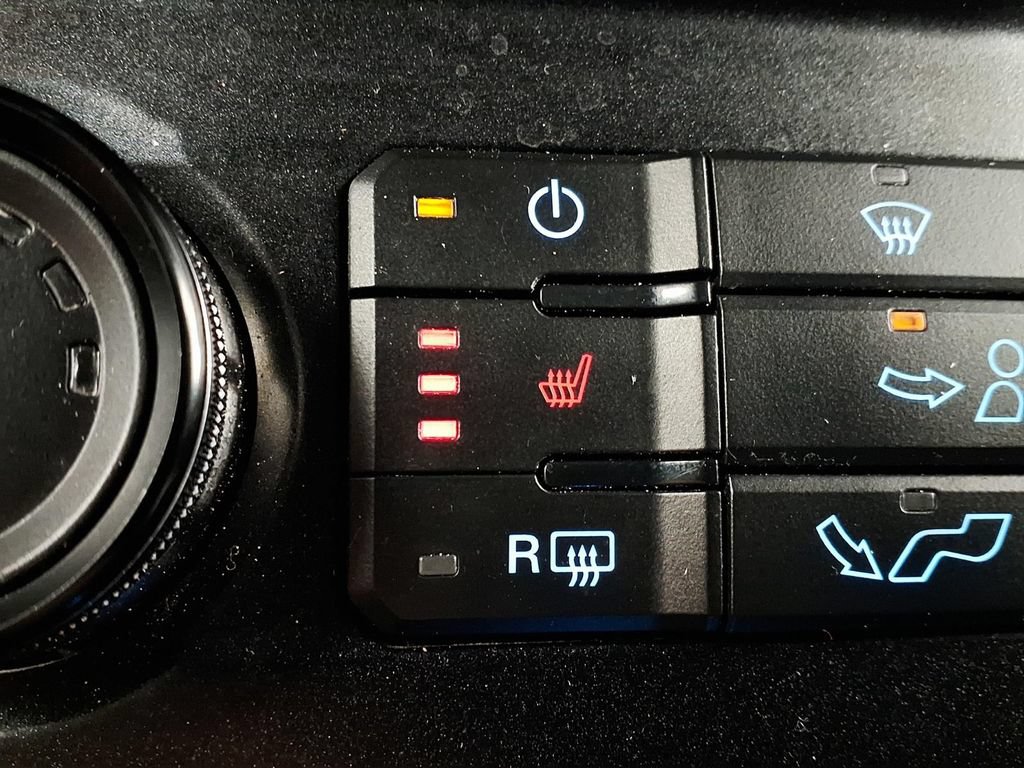 Used 2018 Ford F150 Raptor w/ Equipment Group 801A Mid AWD/4WD image 15