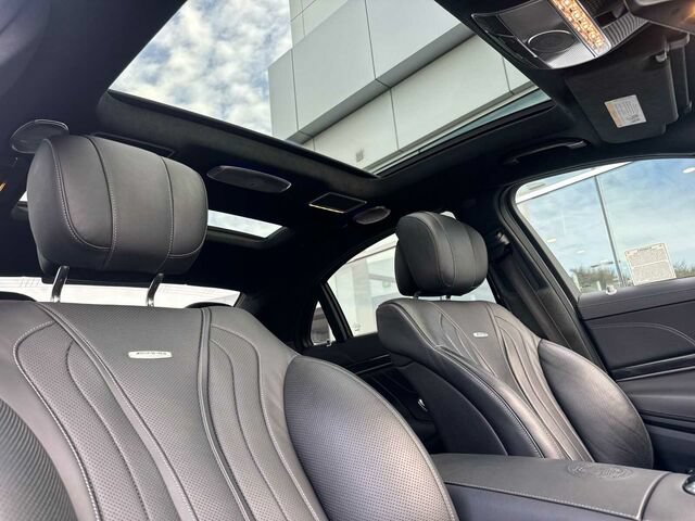 Used 2020 Mercedes-Benz S 63 AMG 4MATIC Sedan image 18