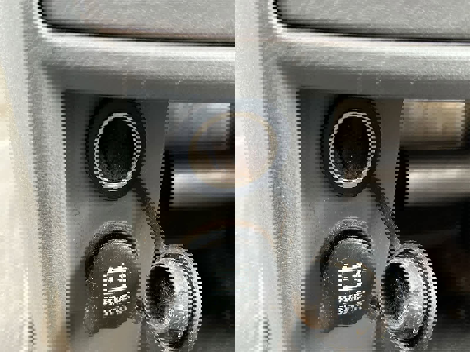 Used 2009 Chrysler Town & Country LX image 26