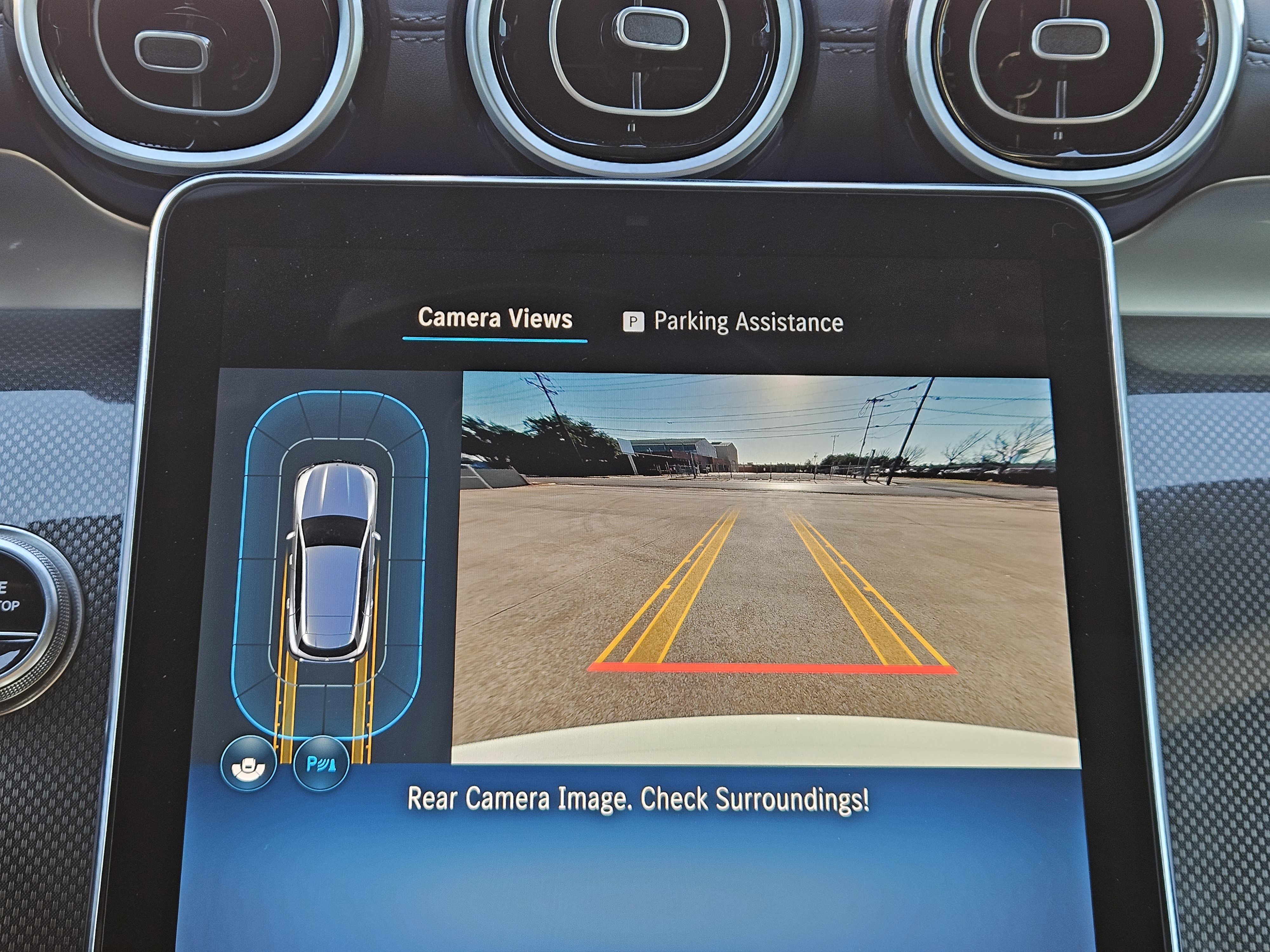 Used 2025 Mercedes-Benz GLC 43 AMG 4MATIC image 18