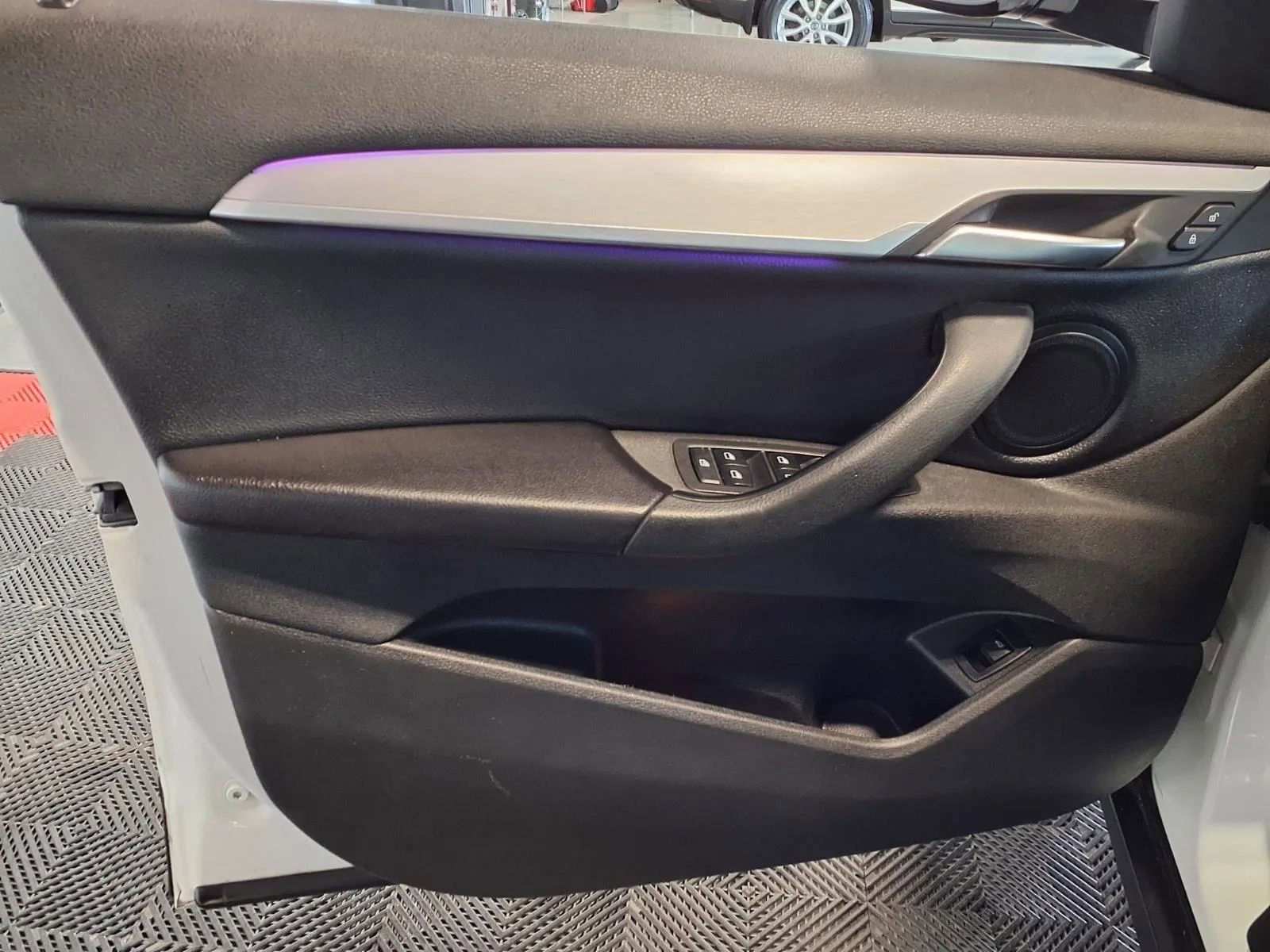 Used 2018 BMW X2 xDrive28i image 17