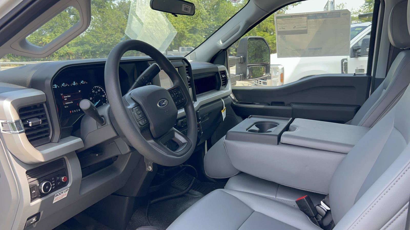 New 2025 Ford F350 XL w/ XL Chrome Package image 8