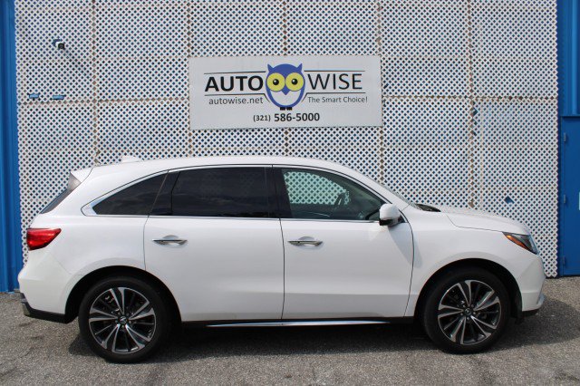 Used 2020 Acura MDX w/ Technology Package FWD image 2