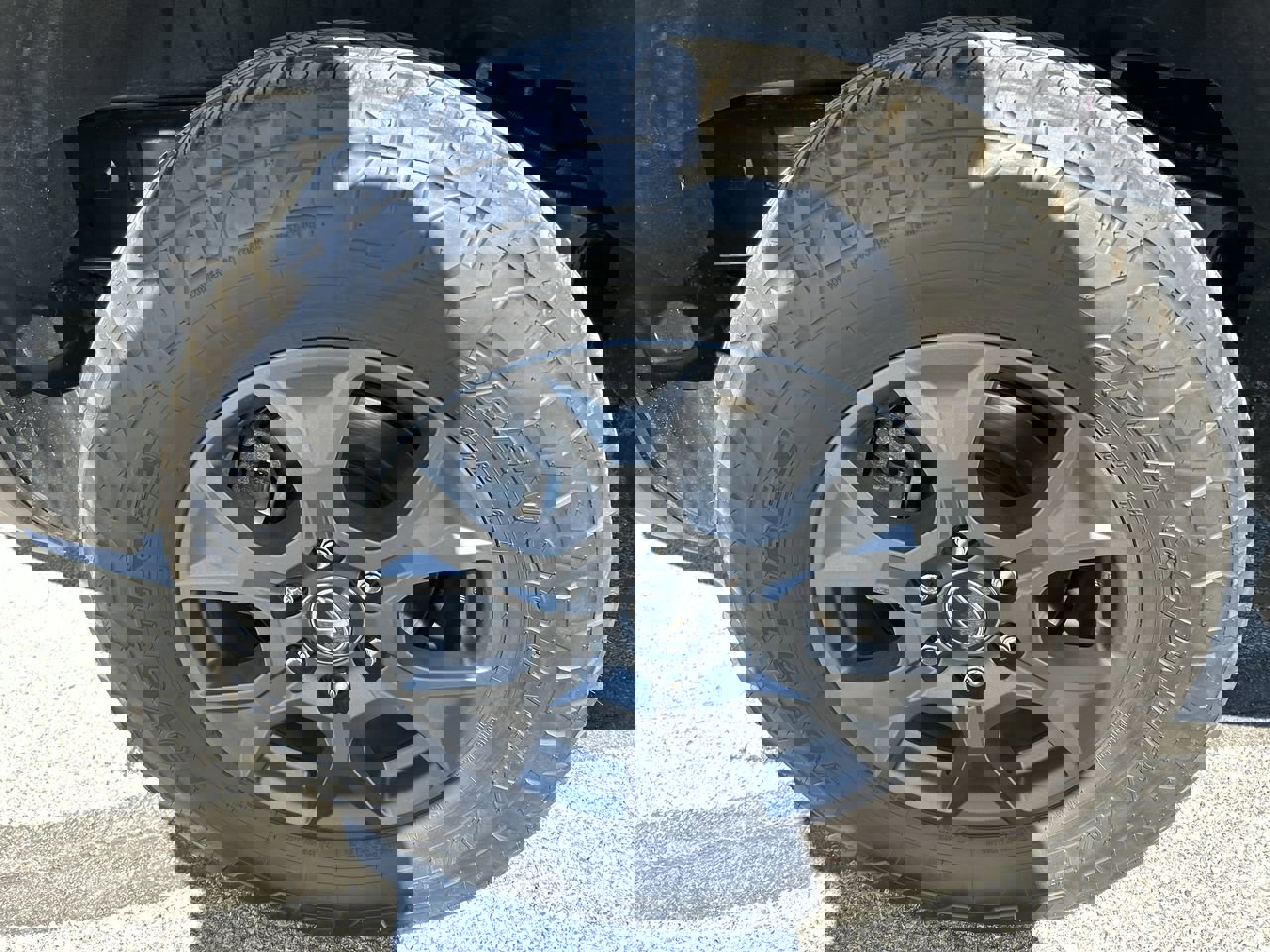 Used 2024 Lexus GX 550 image 9