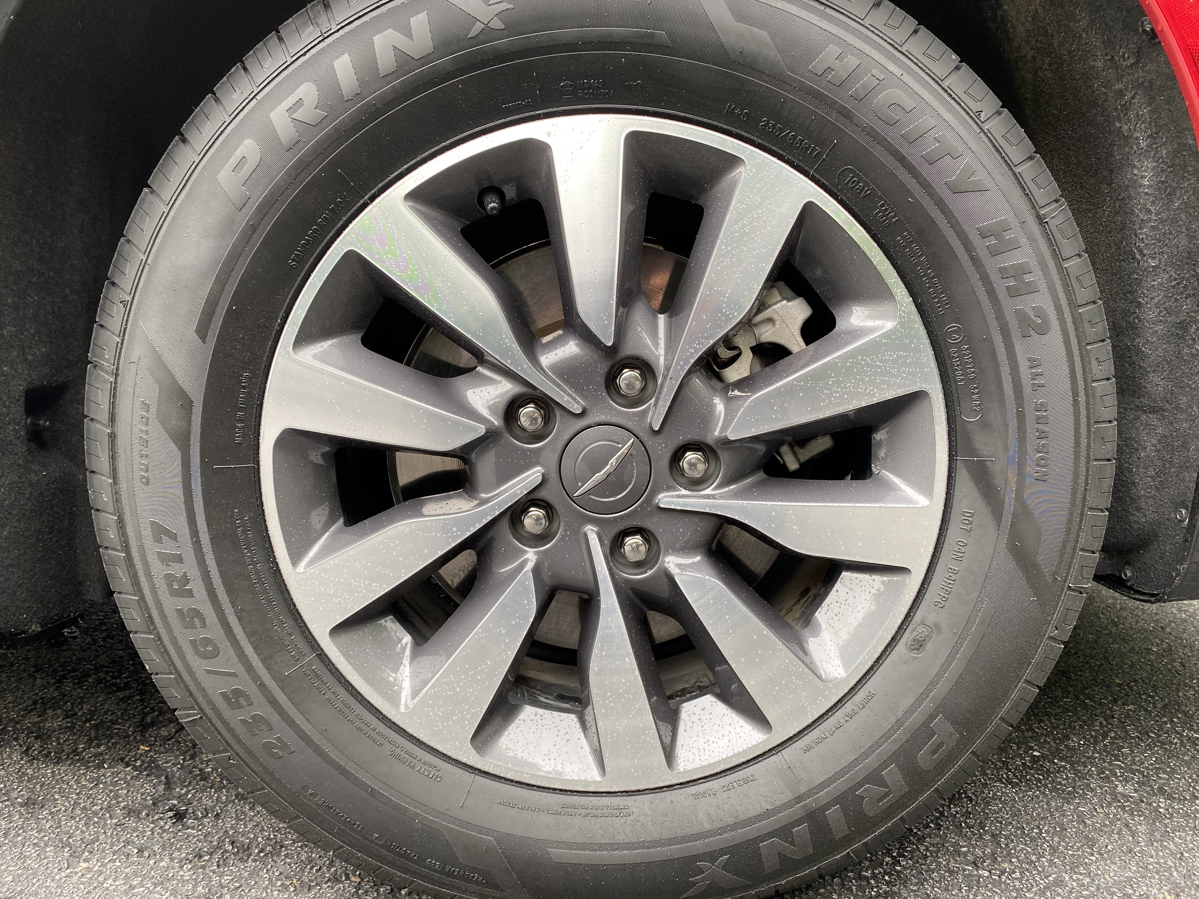 Used 2023 Chrysler Pacifica Limited FWD image 42