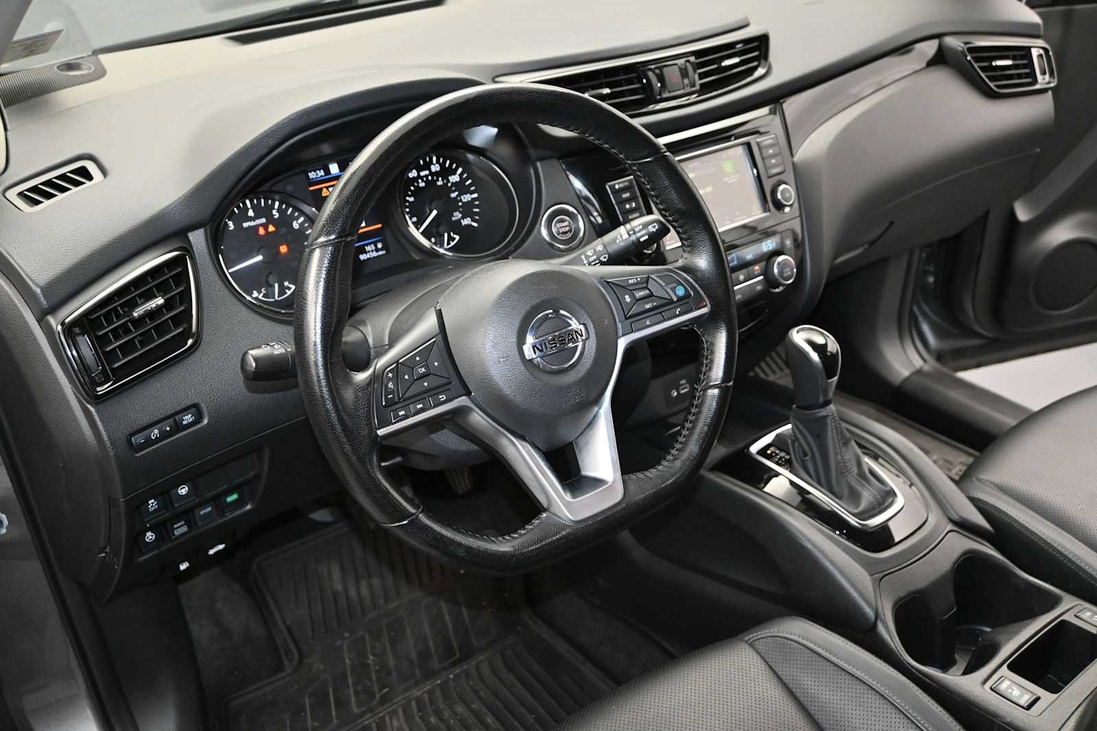 Used 2022 Nissan Rogue Sport SL AWD/4WD image 10