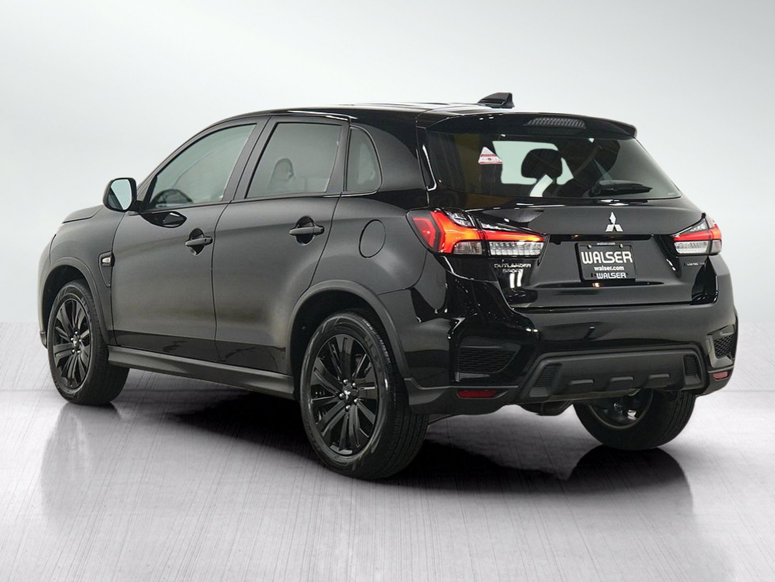 Used 2026 Mitsubishi Outlander Sport AWD image 4