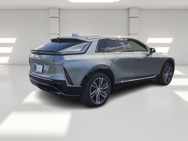 New 2026 Cadillac Lyriq Luxury RWD image 5