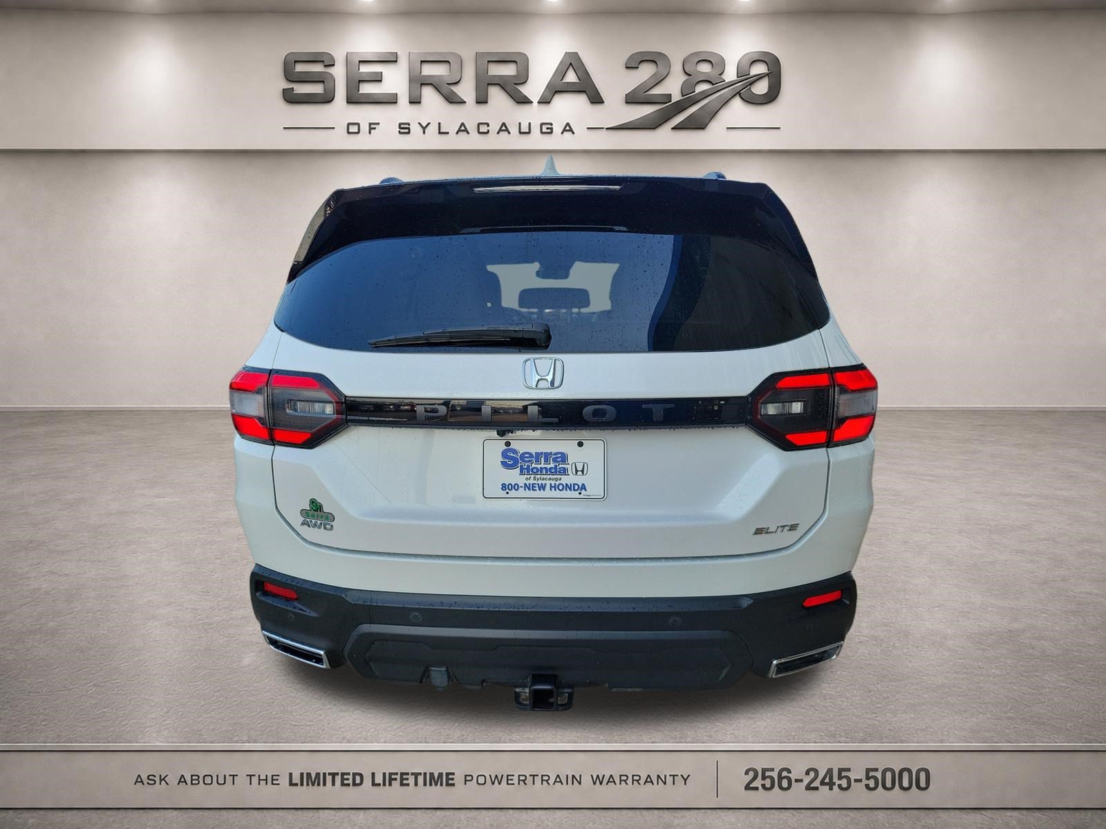 Used 2023 Honda Pilot Elite image 6