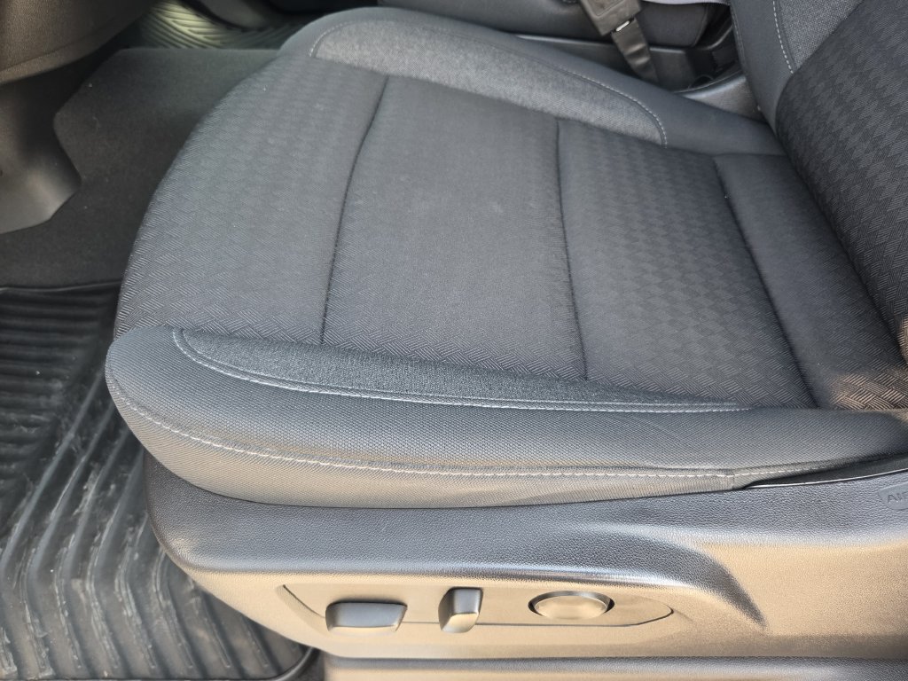 Used 2024 Chevrolet Silverado 1500 LT RWD image 21
