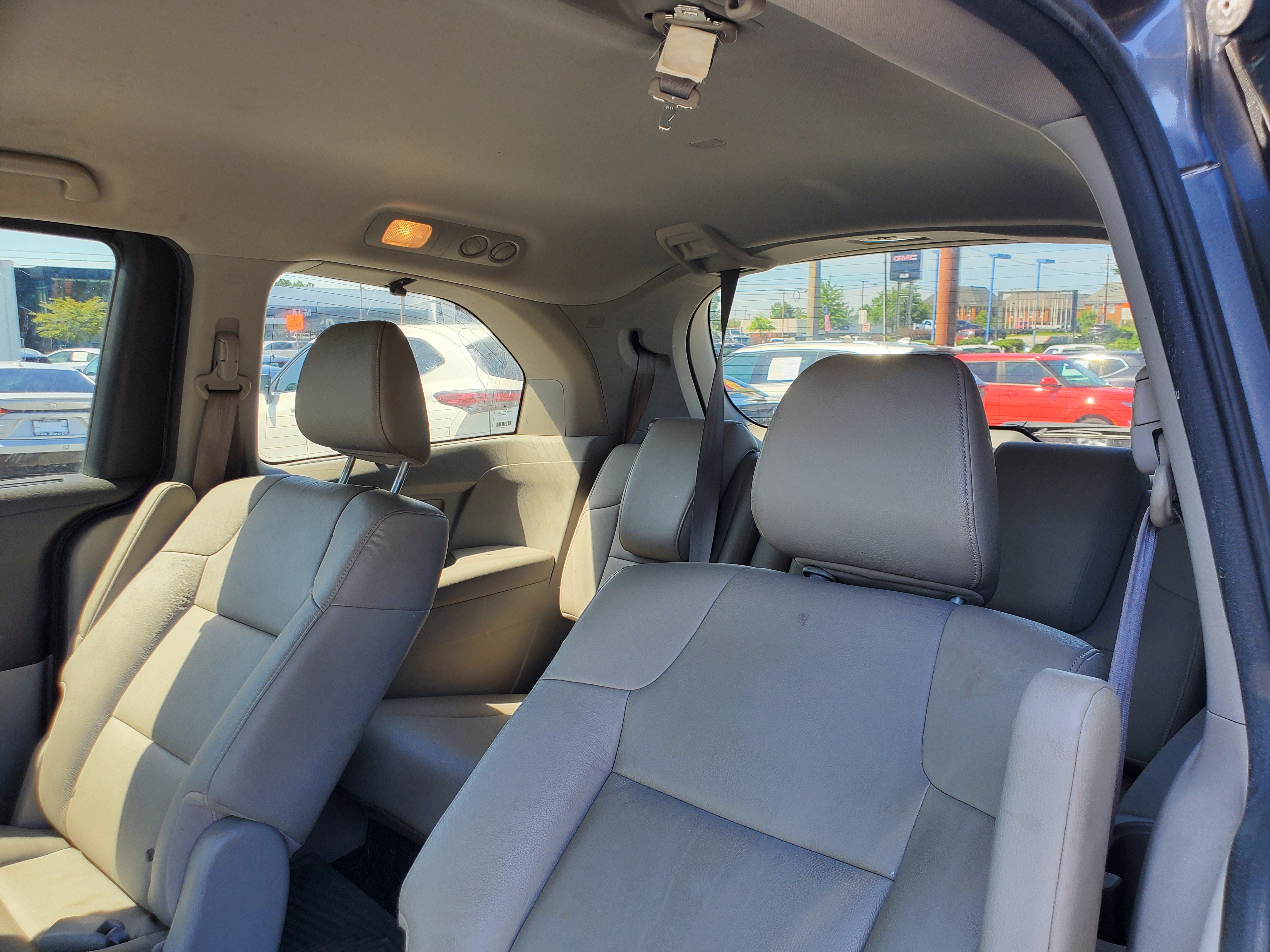 Used 2014 Honda Odyssey Touring image 9