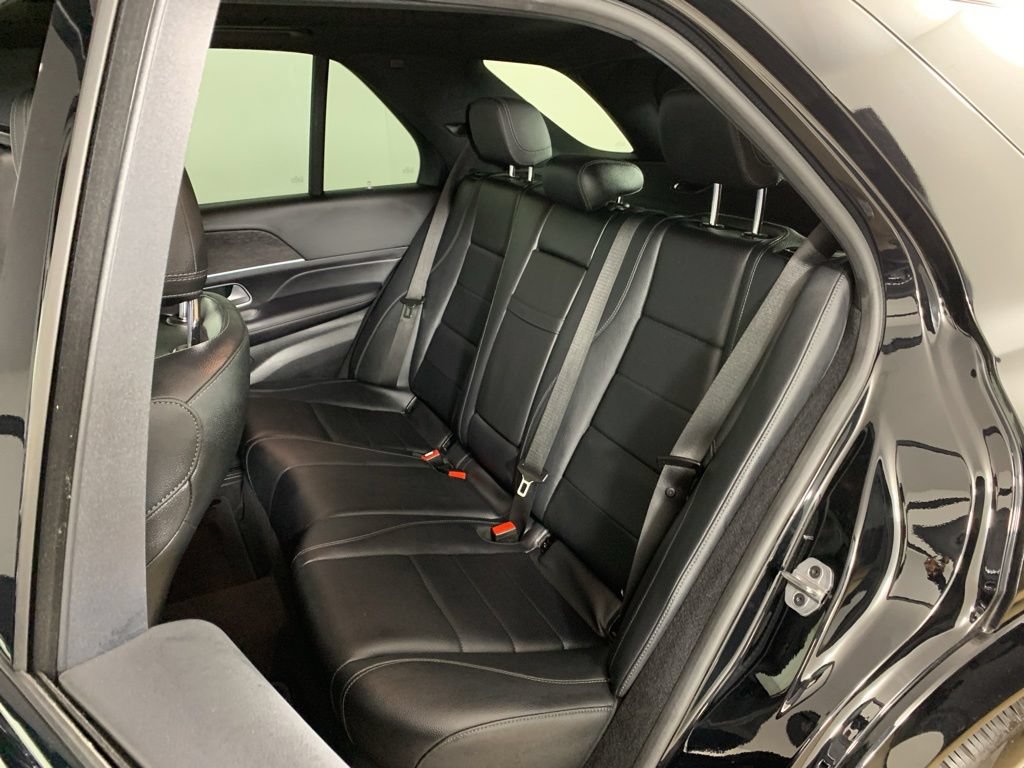 Used 2022 Mercedes-Benz GLE 350 4MATIC w/ AMG Line Exterior image 32