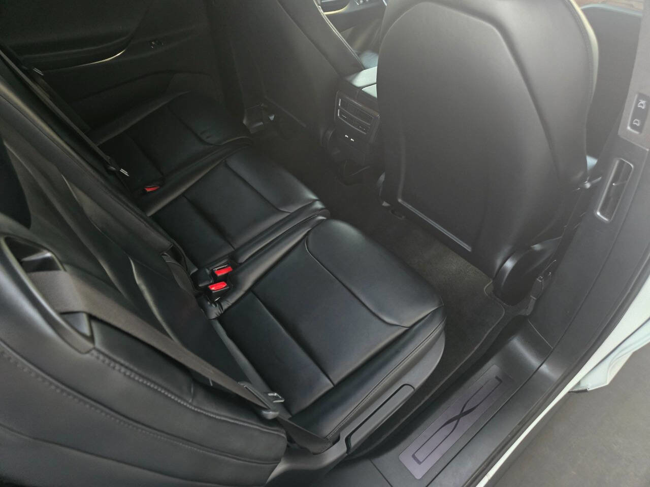 Used 2020 Tesla Model X Long Range image 24