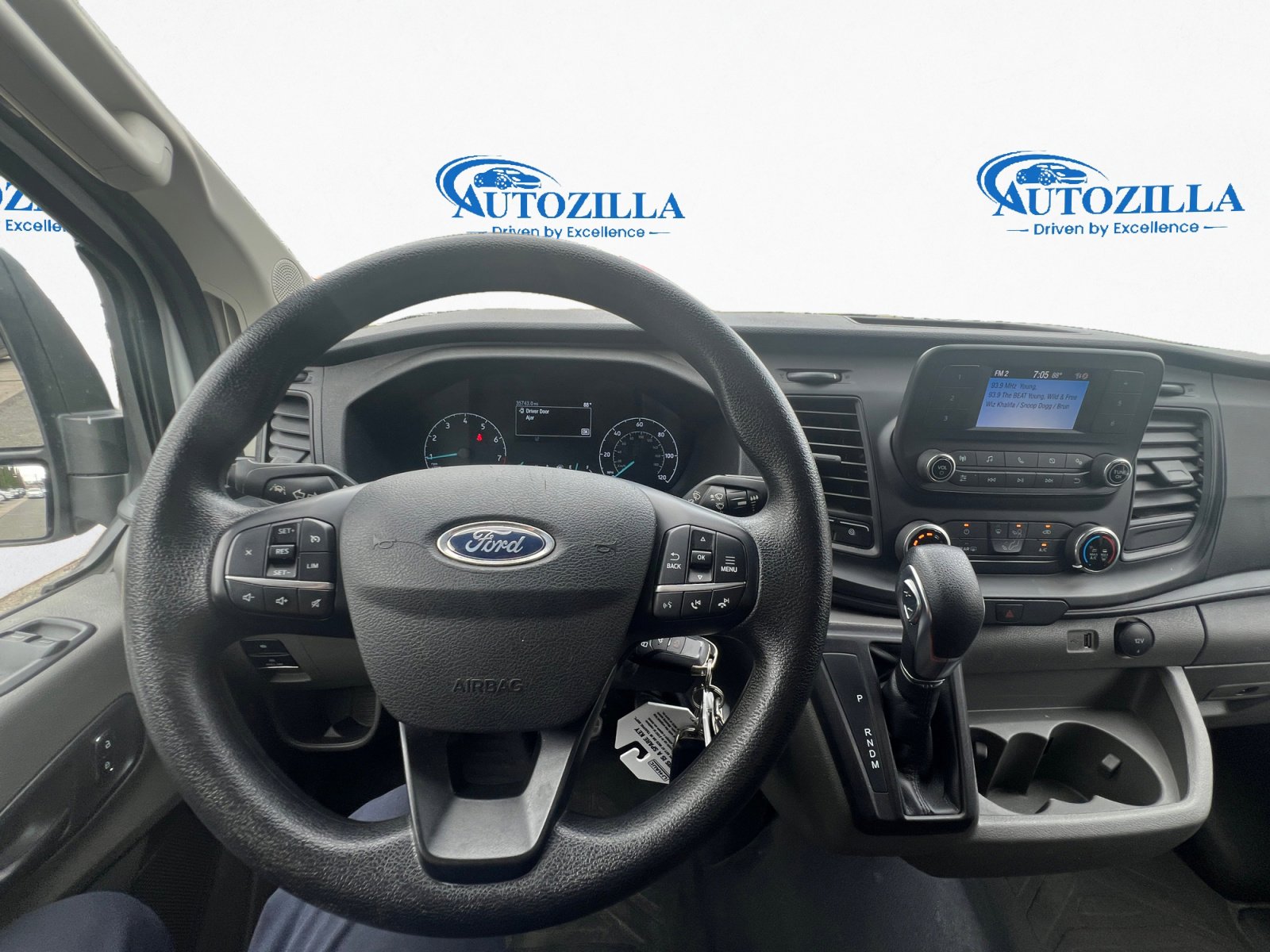 Used 2023 Ford Transit 250 Low Roof w/ Exterior Upgrade Package image 9