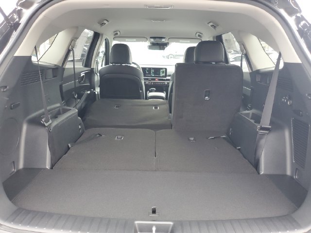 New 2026 Kia Sorento S FWD image 8