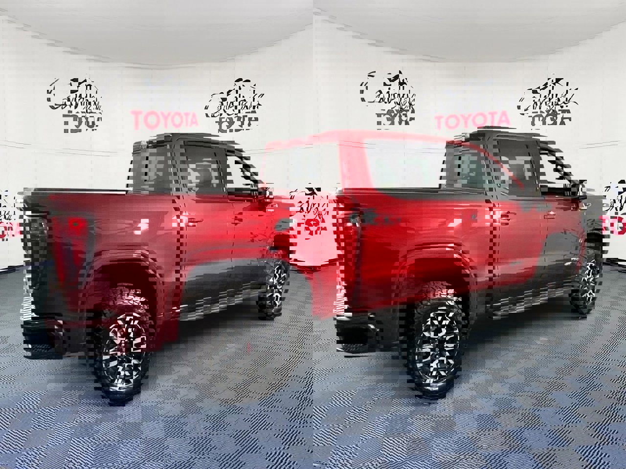 Used 2025 GMC Sierra 1500 AT4 w/ AT4 Premium Package image 7