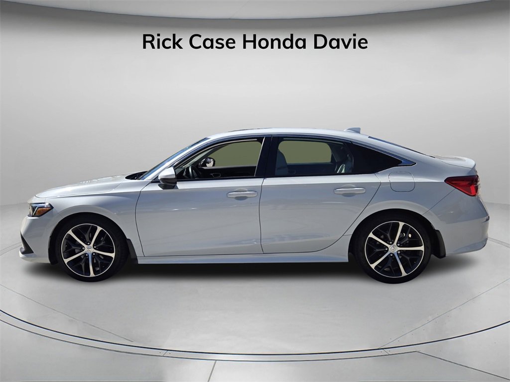 Certified 2024 Honda Civic Touring image 4