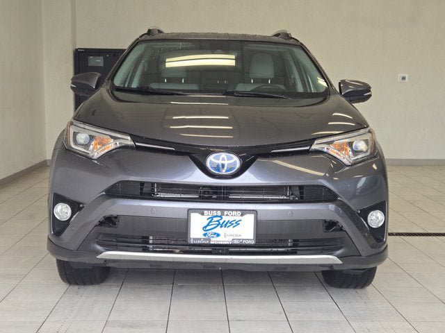 Used 2016 Toyota RAV4 Limited AWD/4WD image 2