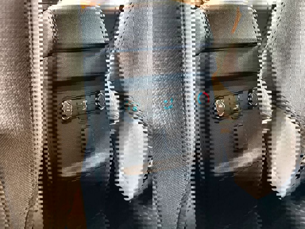 Used 2018 Ford Explorer FWD image 27