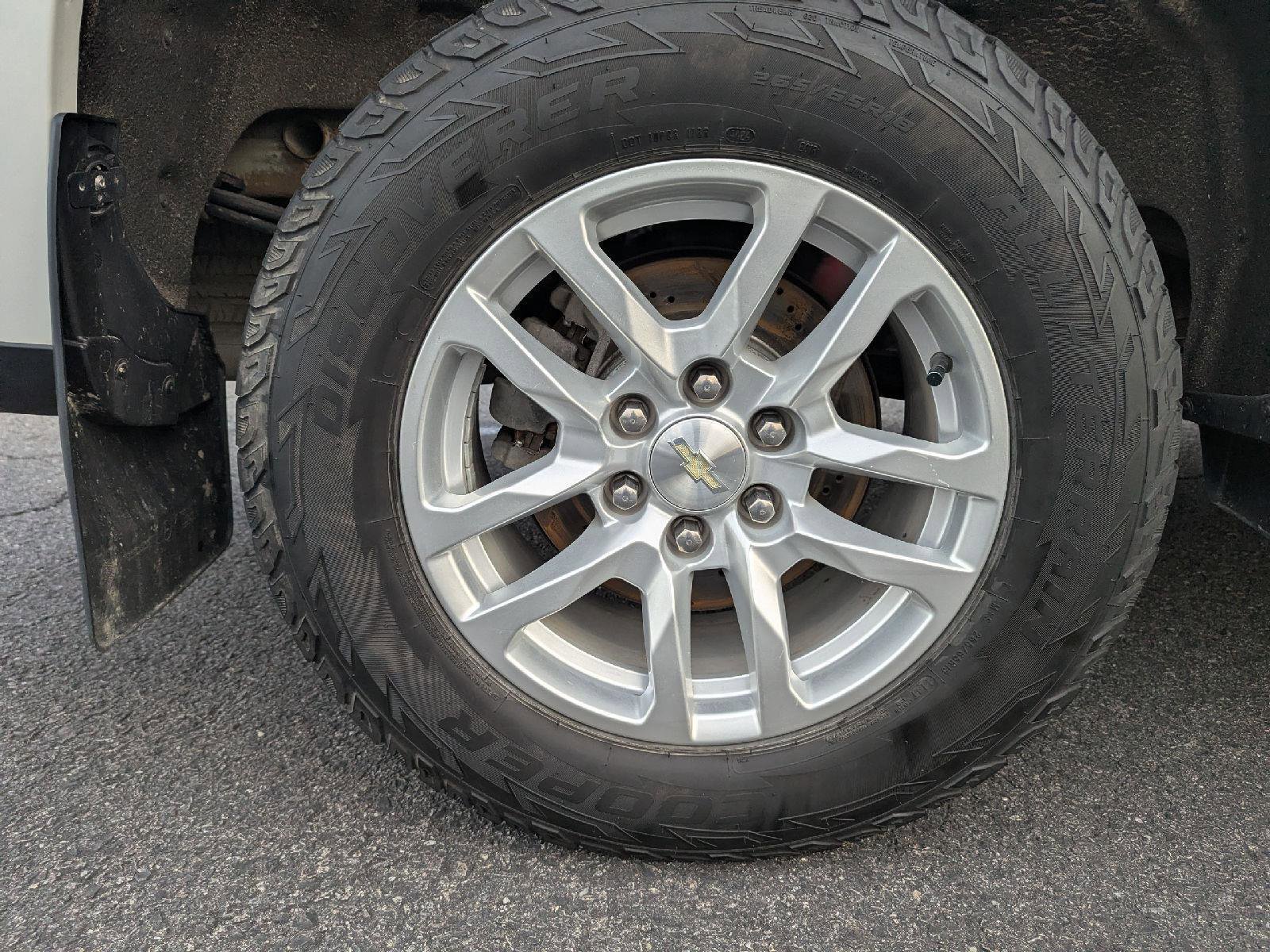 Used 2020 Chevrolet Silverado 1500 LTZ w/ LTZ Convenience Package image 13