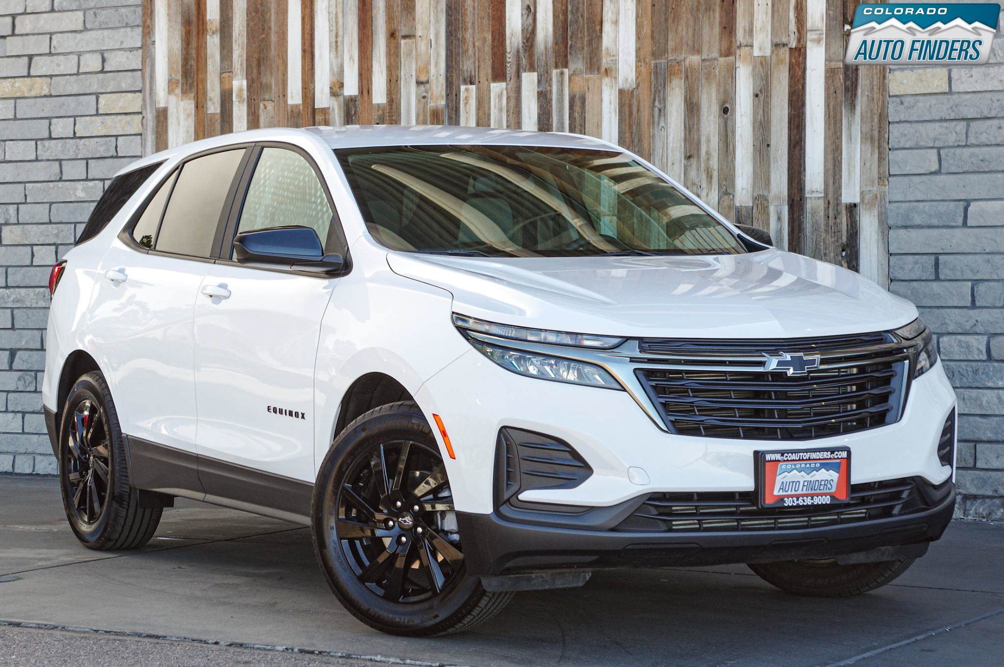 Used 2023 Chevrolet Equinox LS w/ LS Convenience Package AWD/4WD image 9