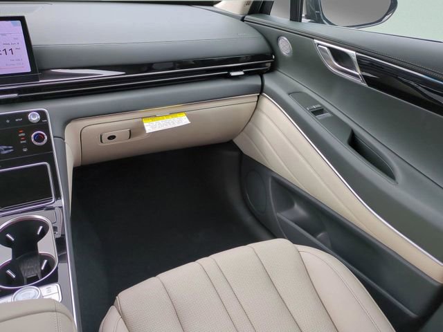 Used 2025 Genesis GV80 2.5T Standard image 14