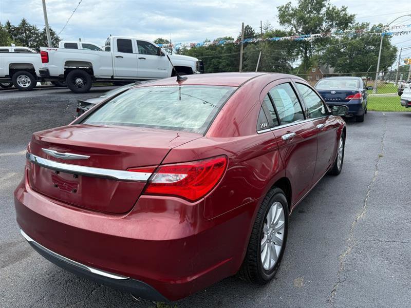 Used 2014 Chrysler 200 Limited w/ Sun/Sound Group FWD image 3