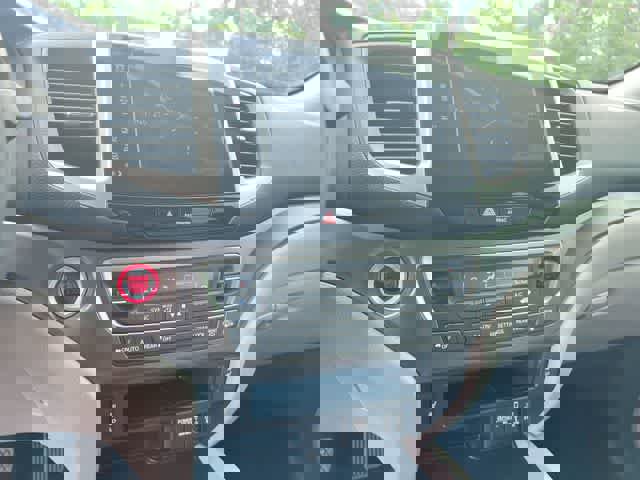 Used 2018 Honda Pilot EX-L image 18