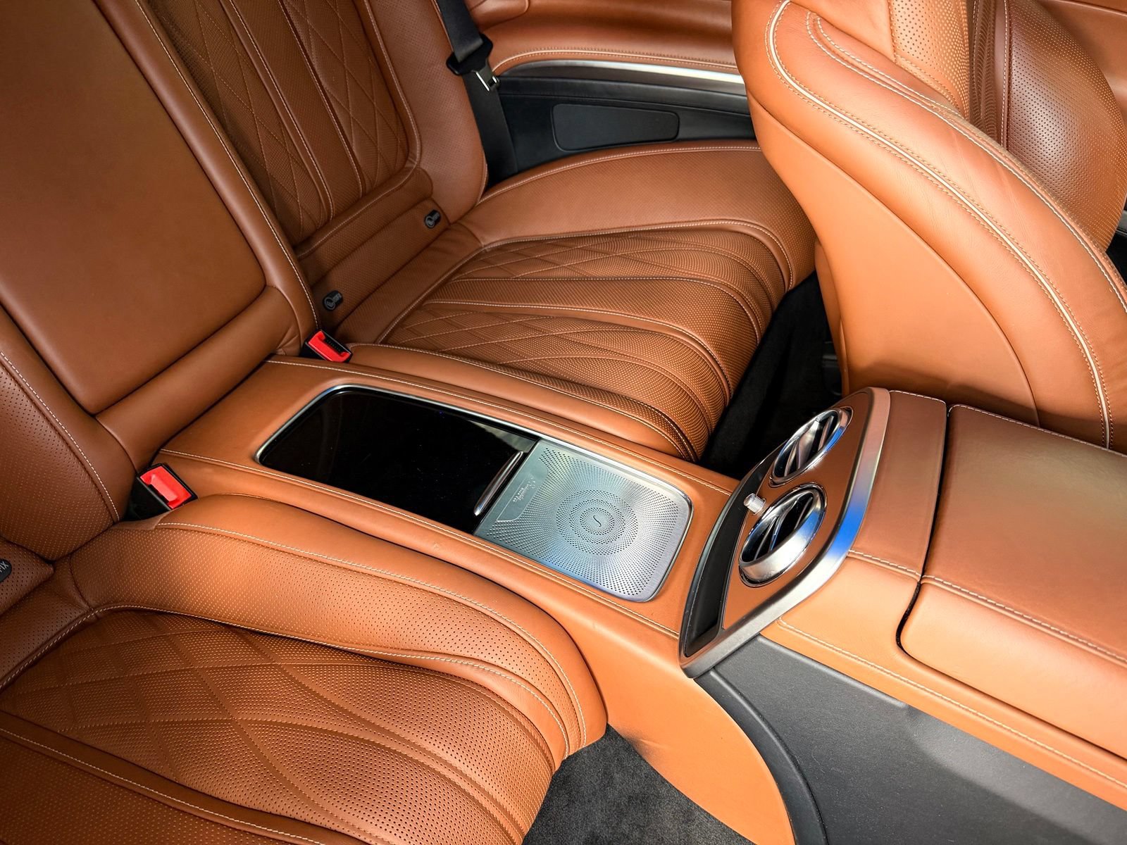 Used 2015 Mercedes-Benz S 63 AMG 4MATIC Coupe image 54