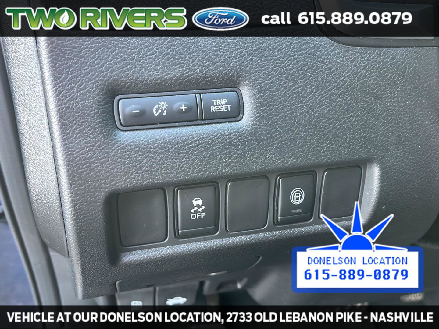 Used 2022 Nissan Murano SV FWD image 18