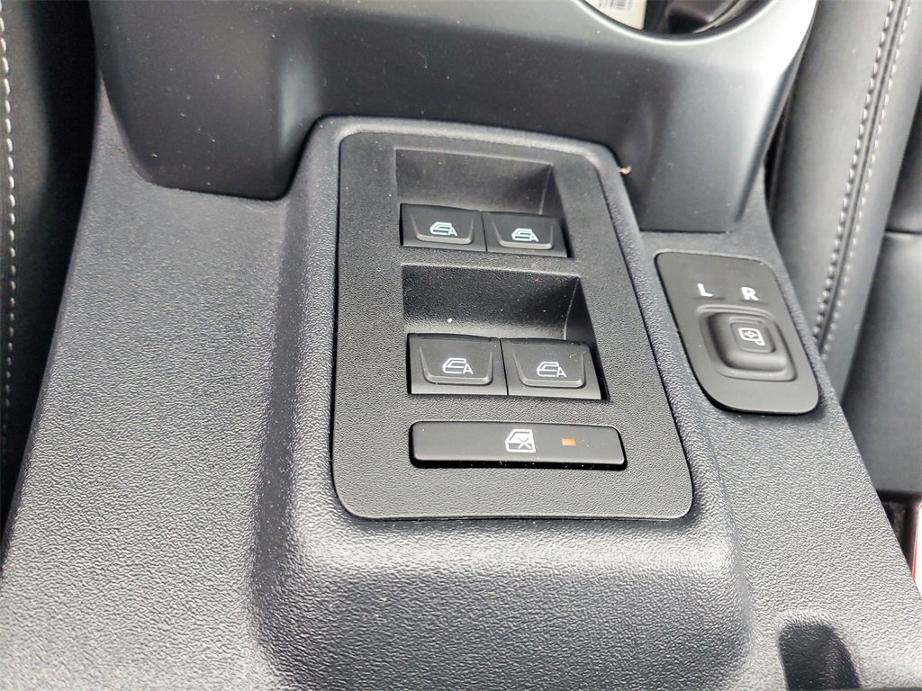 New 2025 Ford Bronco Badlands image 22