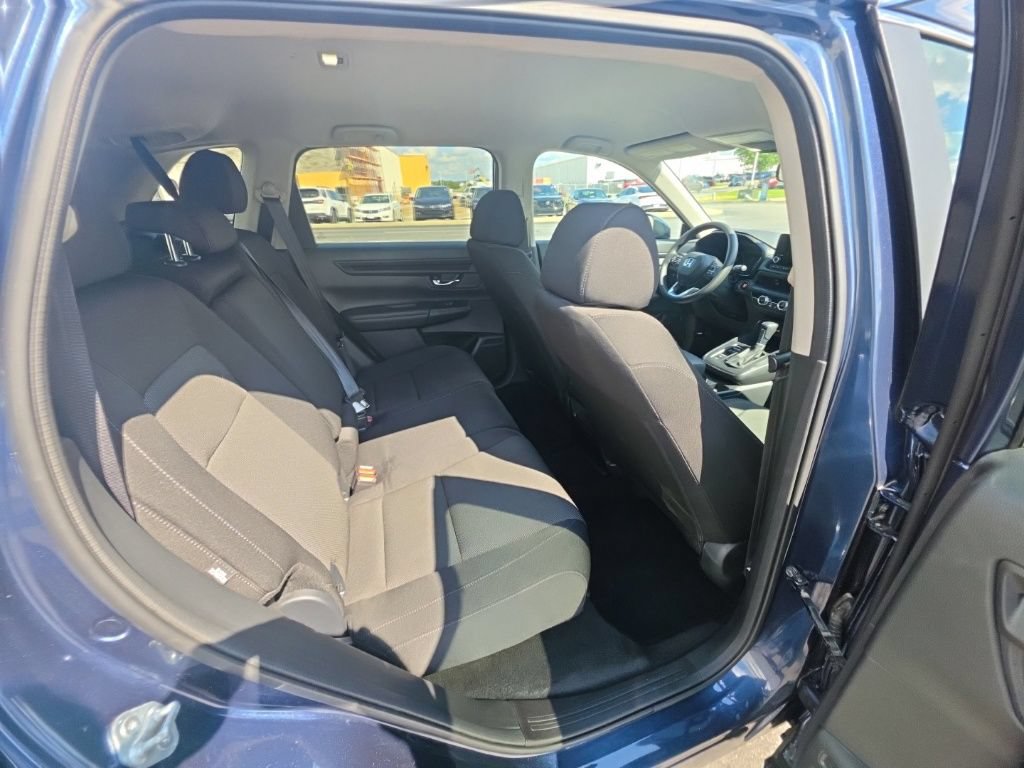Used 2025 Honda CR-V LX image 29