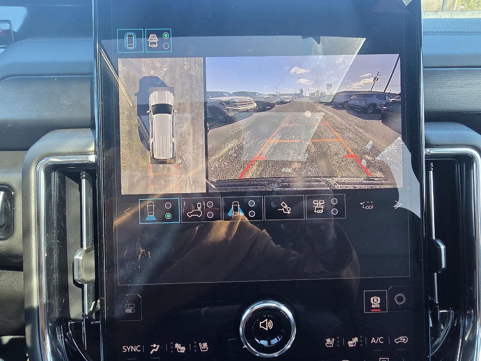 New 2026 GMC Yukon XL Denali w/ Denali Reserve Package image 23