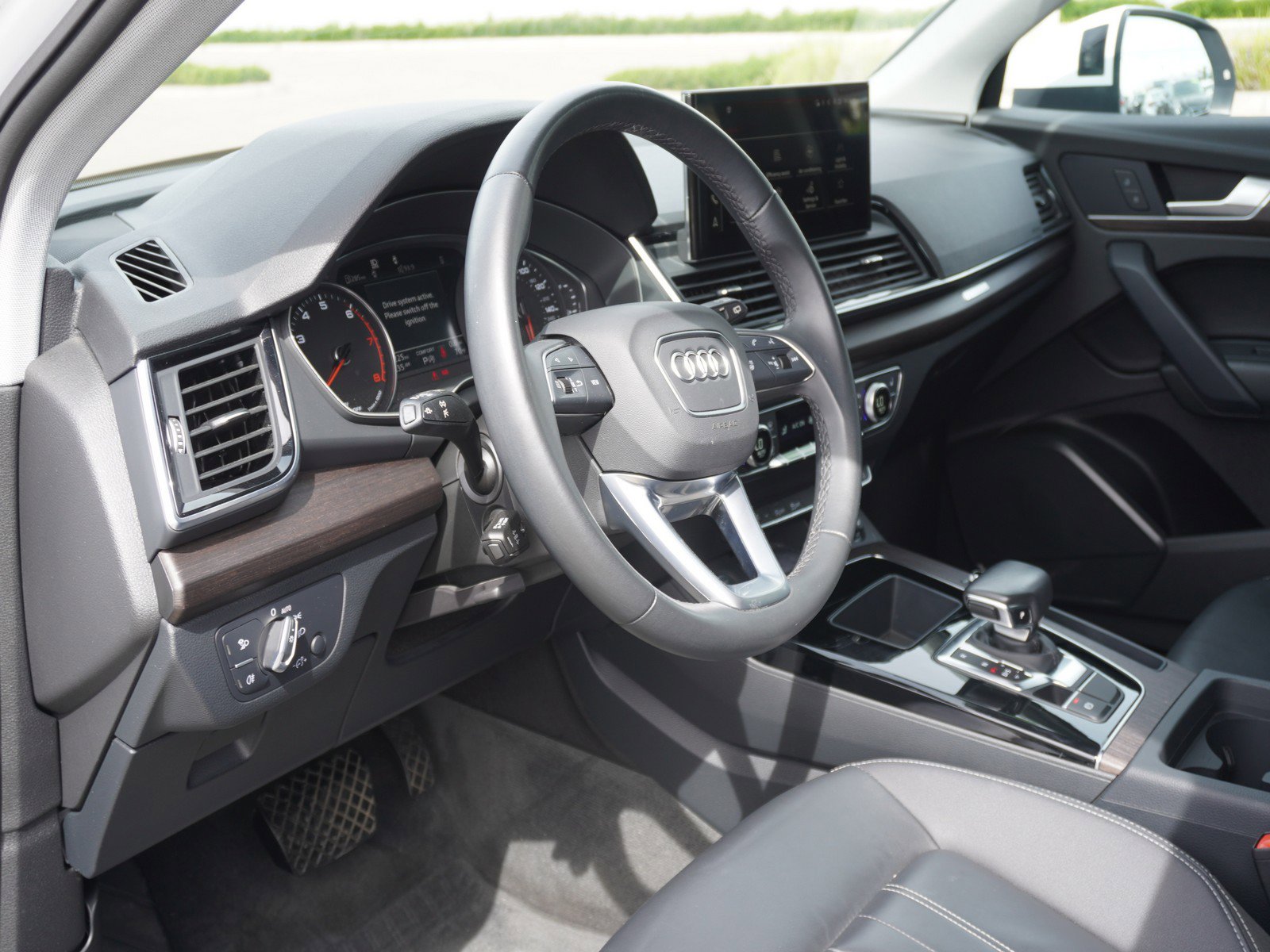 Used 2023 Audi Q5 2.0T Premium w/ Convenience Package image 22