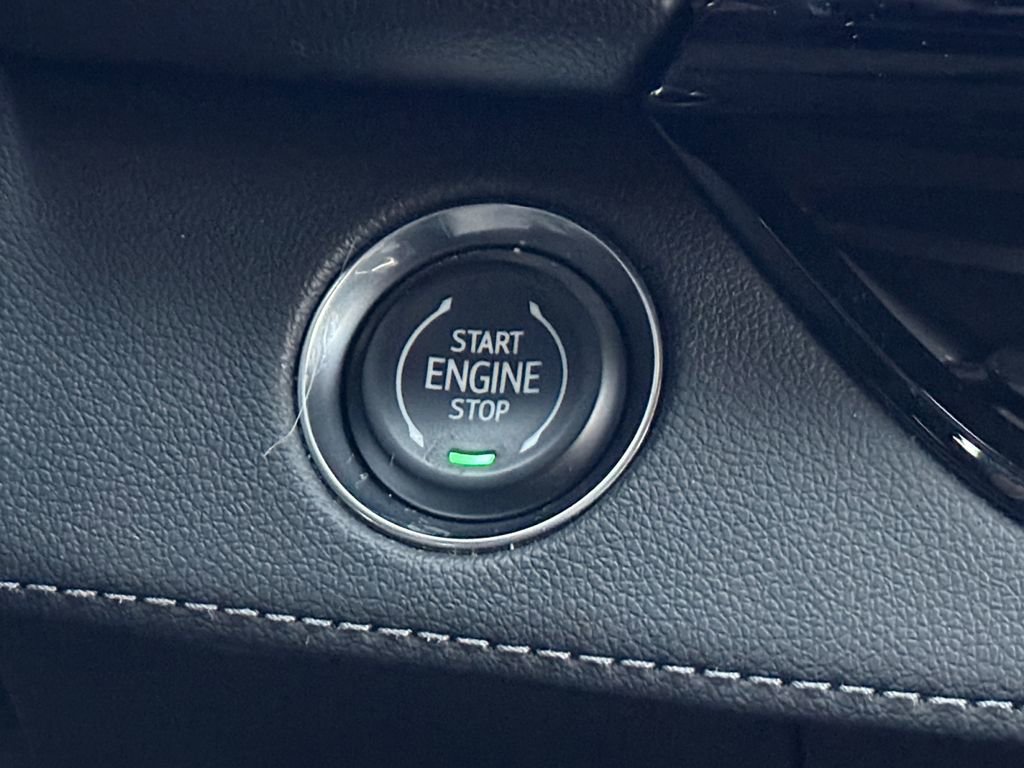 Used 2025 Buick Enclave Preferred image 24