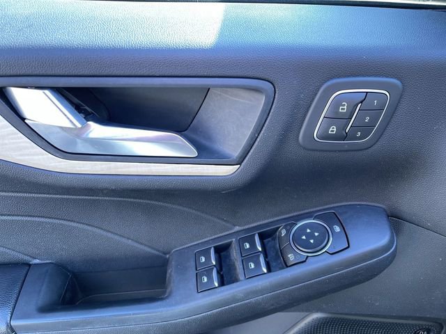Used 2022 Ford Escape Titanium w/ Titanium Premium Package image 24
