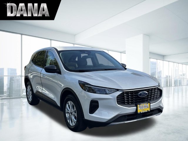 Certified 2023 Ford Escape Active AWD/4WD image 1