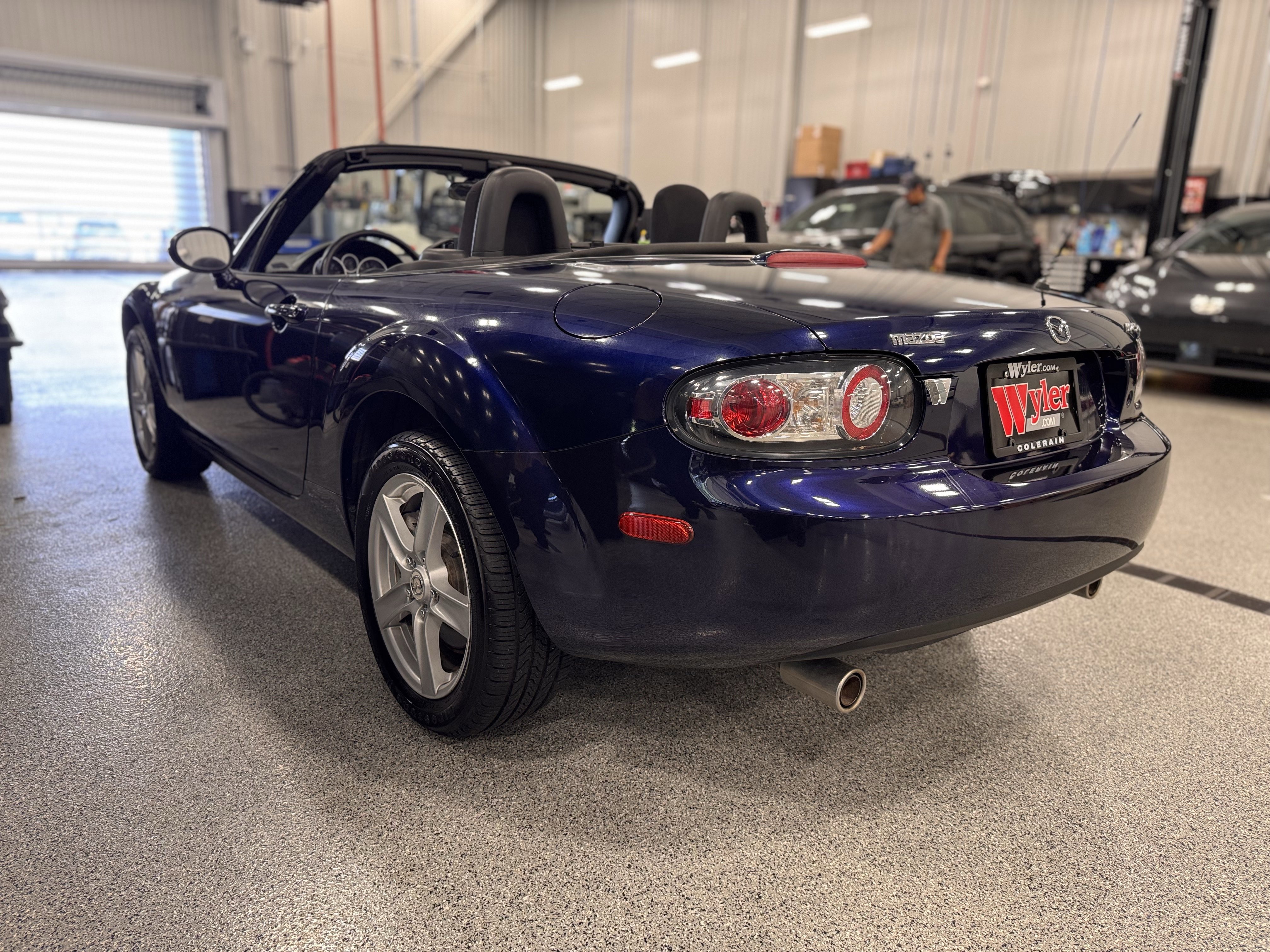 Used 2007 MAZDA MX-5 Miata Sport image 24