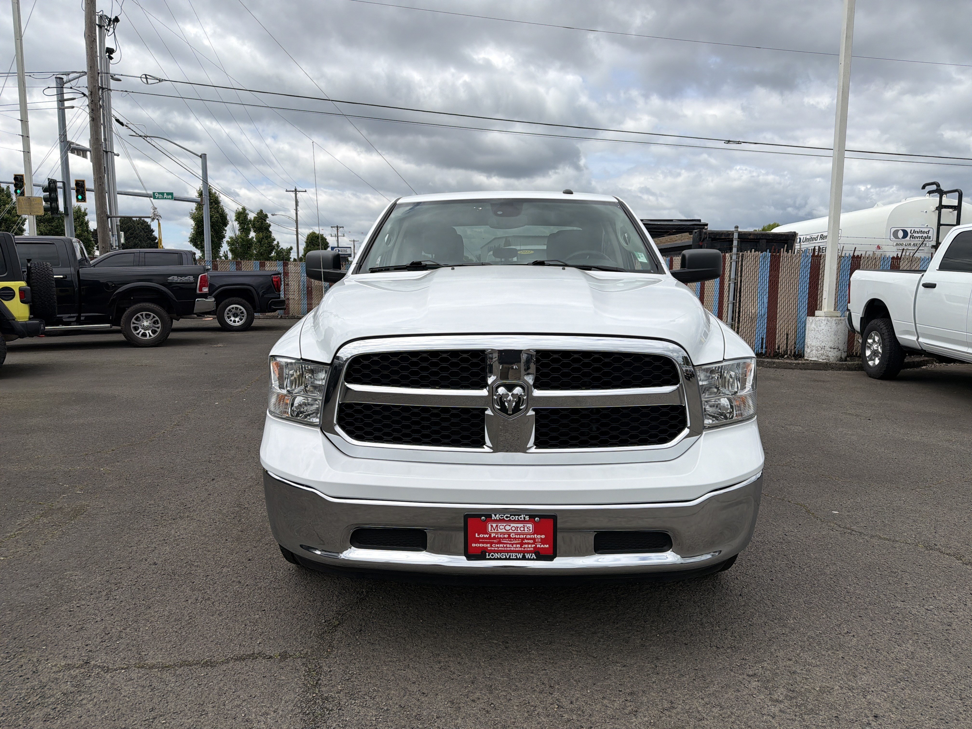 Used 2022 RAM 1500 Classic SLT AWD/4WD image 8