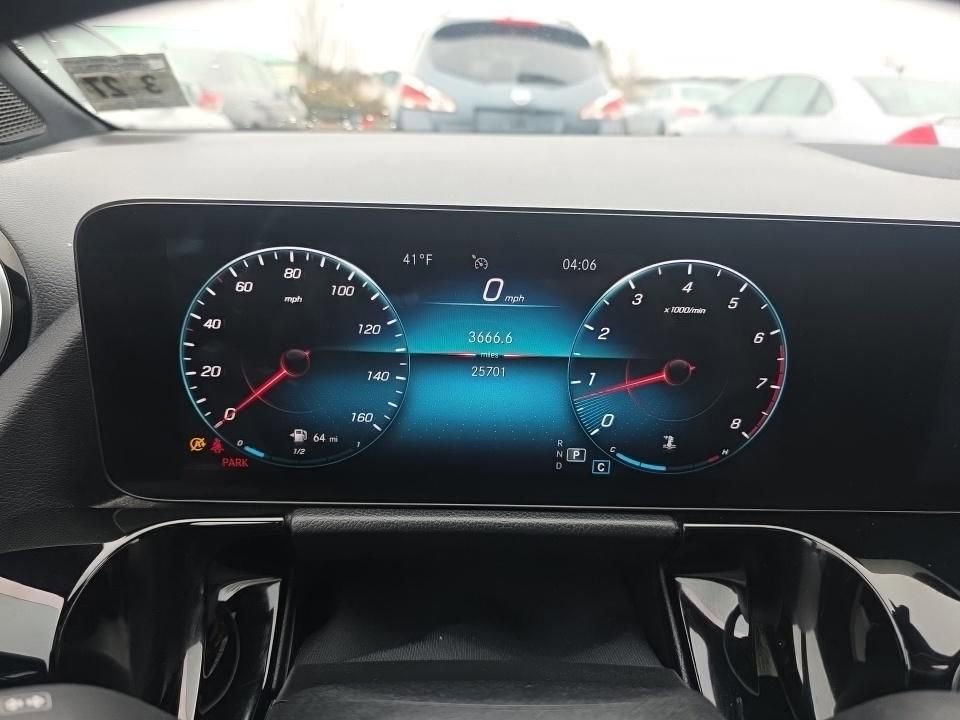 Used 2022 Mercedes-Benz GLA 250 4MATIC image 5