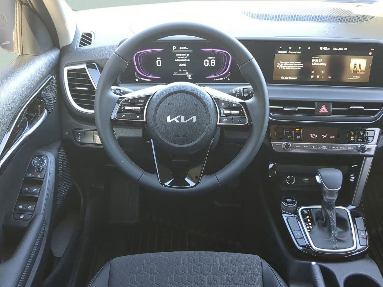 New 2026 Kia Seltos S FWD image 11