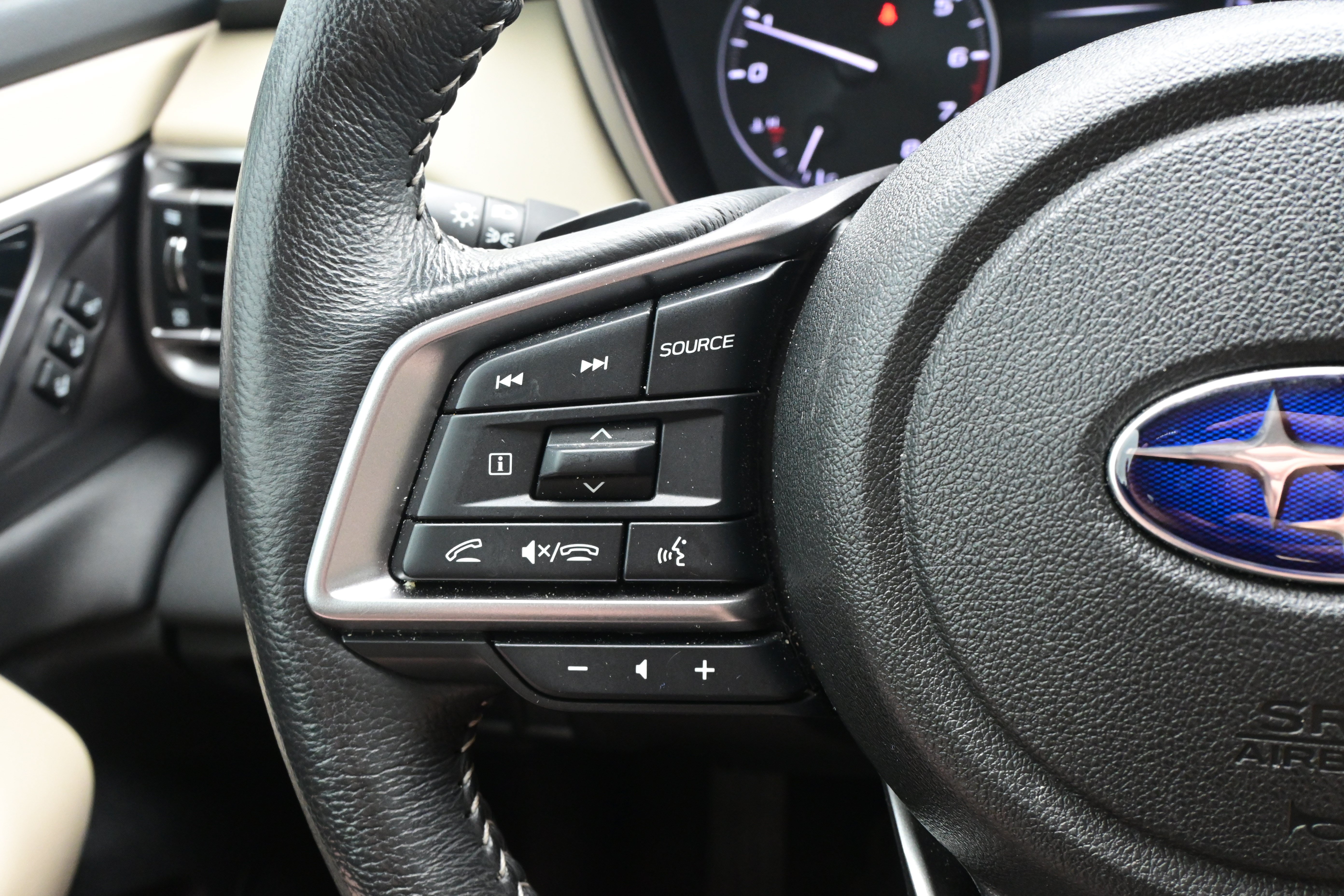 Certified 2024 Subaru Outback Limited AWD/4WD image 19