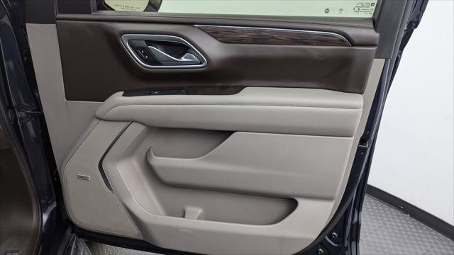 Used 2021 Chevrolet Suburban LT w/ LT Signature Package image 22