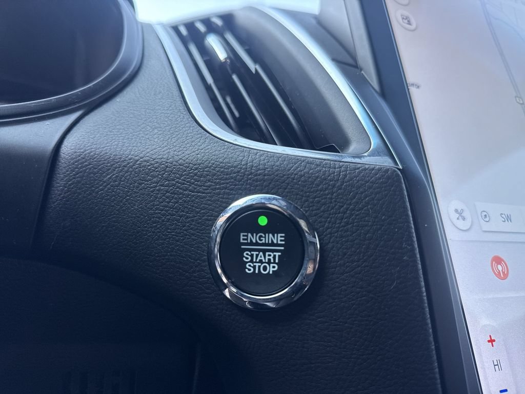 Used 2022 Ford Edge ST w/ Equipment Group 401A AWD/4WD image 31