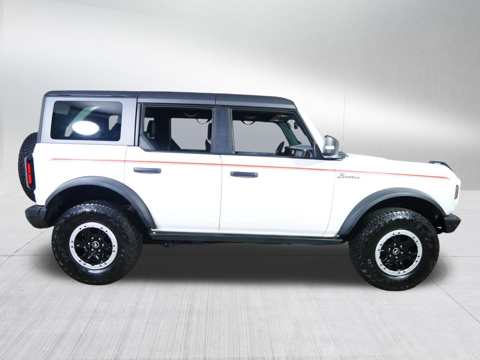 Used 2023 Ford Bronco Badlands AWD/4WD image 8