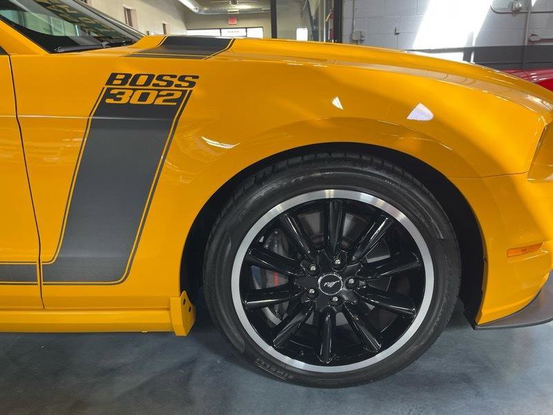 Used 2013 Ford Mustang Boss 302 w/ Boss 302 Accessory Pkg RWD image 21