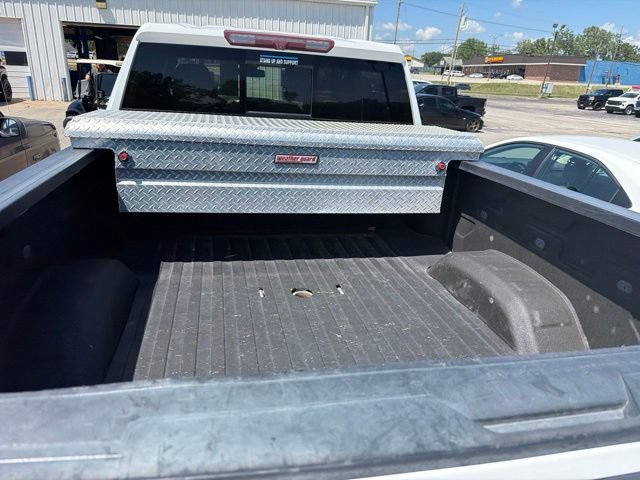 Used 2022 GMC Sierra 3500 Denali AWD/4WD image 30